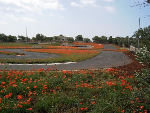  The hairpin bends 